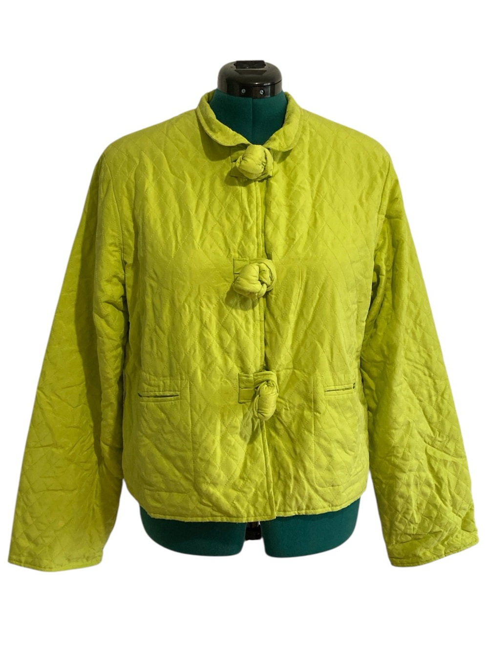 Barbara Huba 100% Silk Diamond Quilted Jacket with Chinese Pankou Button Knots